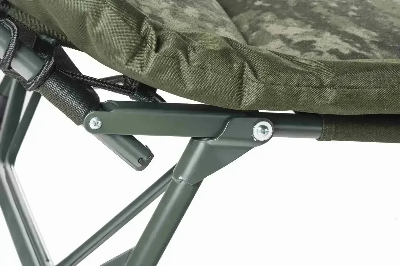 Розкладачка для риболовлі Mivardi Bedchair CamoCODE Air8 M-BCHCCA8, розкладне ліжко на 8 ніжках із самонадувним матрацом